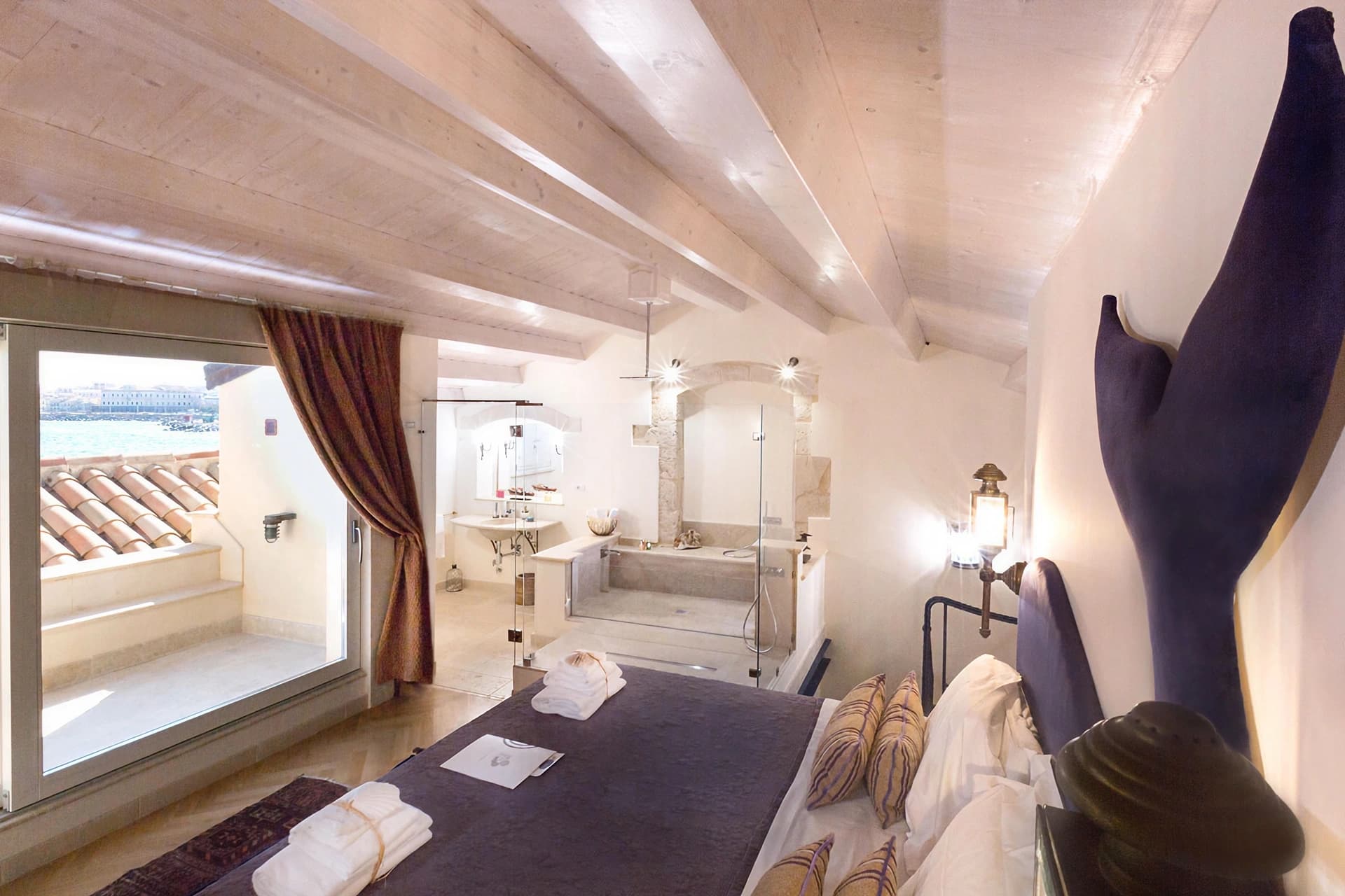 Suite Rais Room